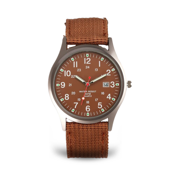 Casual wristwatch with military inspiration