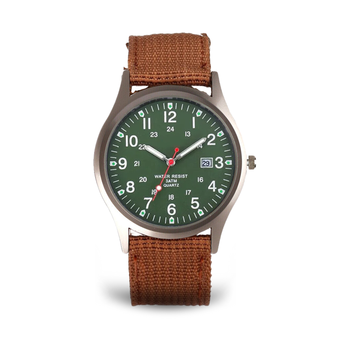 Casual wristwatch with military inspiration