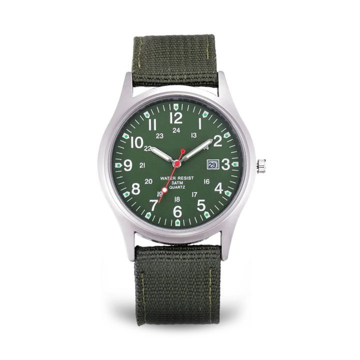 Casual wristwatch with military inspiration