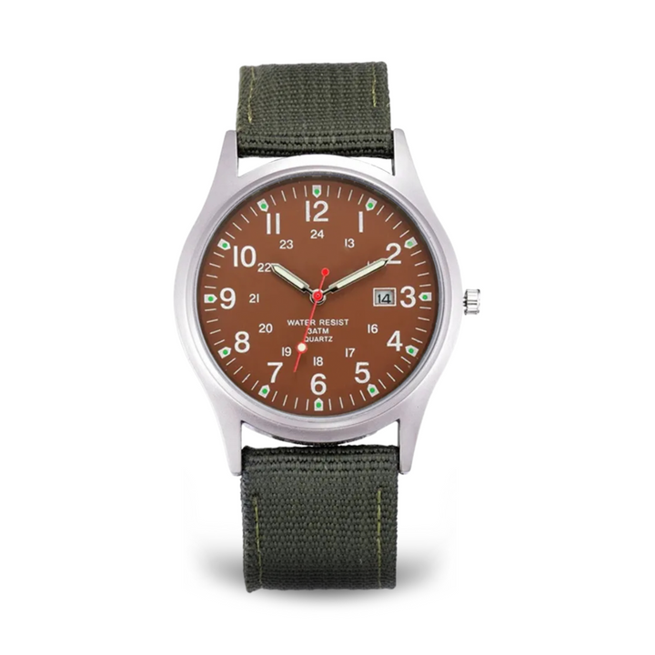 Casual wristwatch with military inspiration